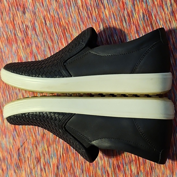 Ecco Black Slip-on Shoes Loafers - Picture 11 of 13